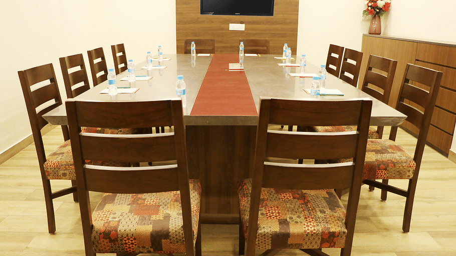 Hotel Pals Inn, Patel Nagar, New Delhi New Delhi Conference Hall Hotel Pals Inn Patel Nagar New Delhi 3