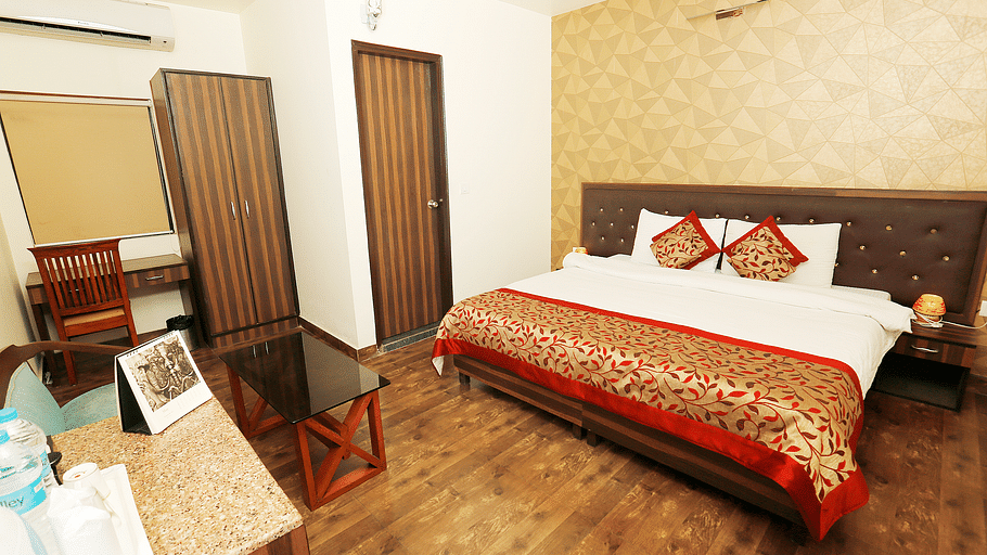 Hotel Pals Inn, Patel Nagar, New Delhi New Delhi Executive Room Hotel Pals Inn Patel Nagar New Delhi 3
