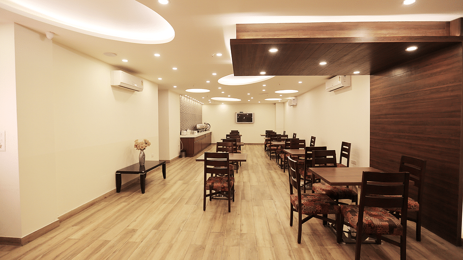 Hotel Pals Inn, Patel Nagar, New Delhi New Delhi Restaurant Hotel Pals Inn Patel Nagar New Delhi 2