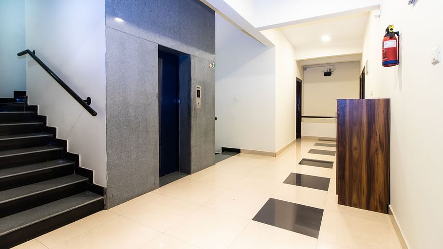 Sanctum Suites Indiranagar Bangalore Bangalore Corridor