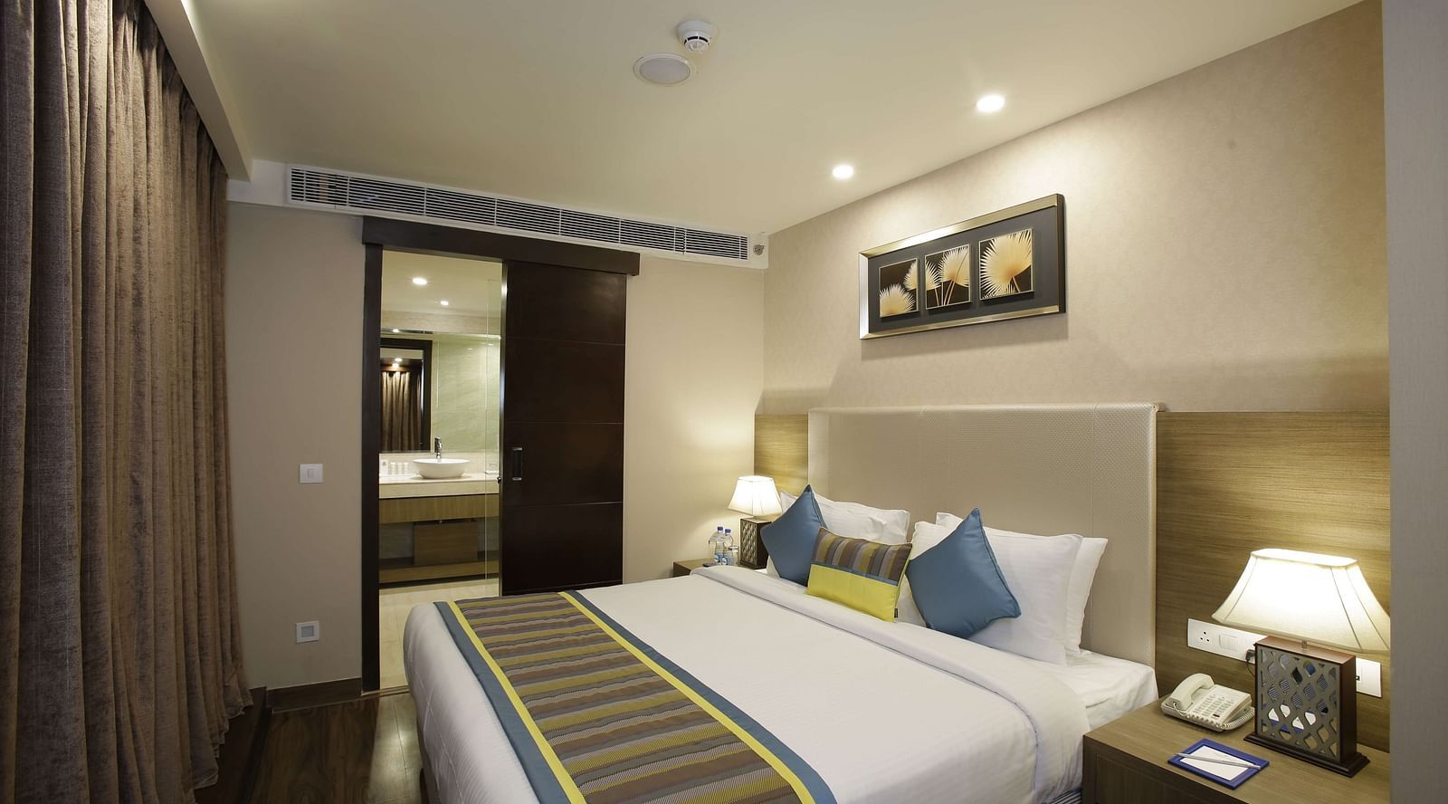 EXECUTIVE SUITE 1 QUEEN BED