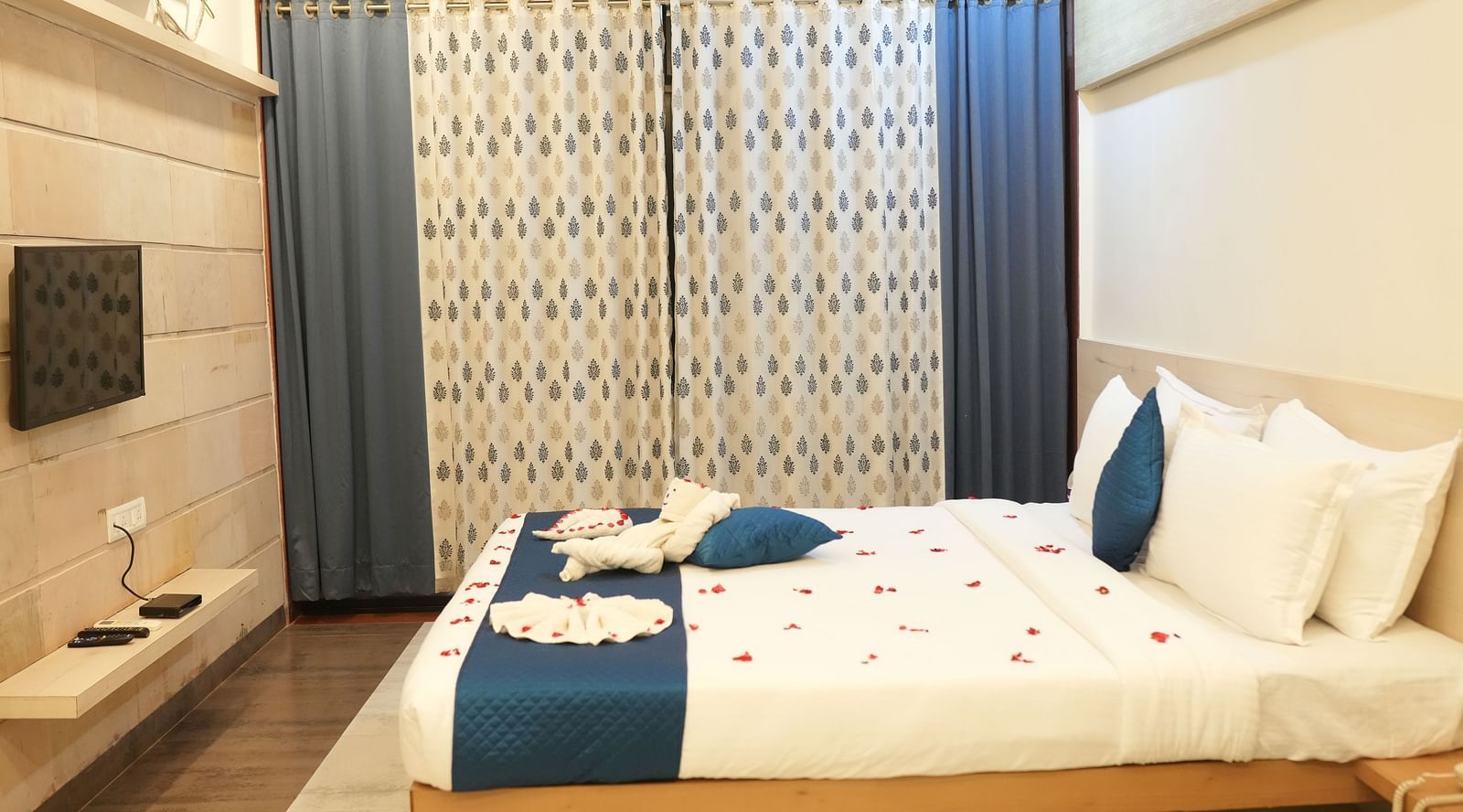 Premium Room9