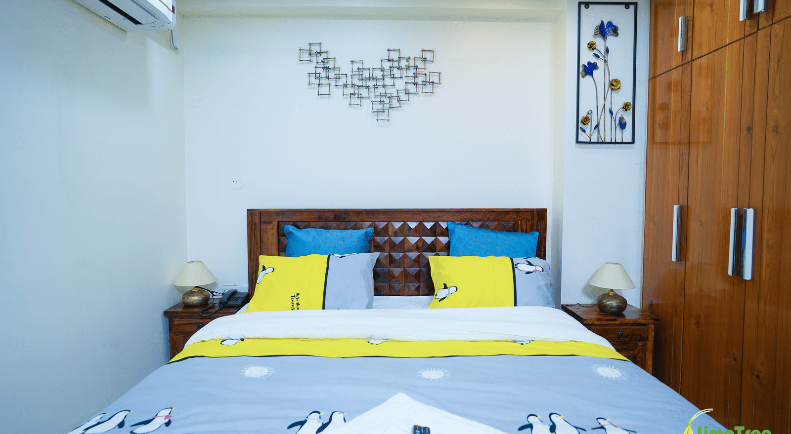 hotel near 32 milestone gurgaon