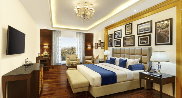 Early Bird Discount - 35% off when booking 7 days in advance at La Marvella