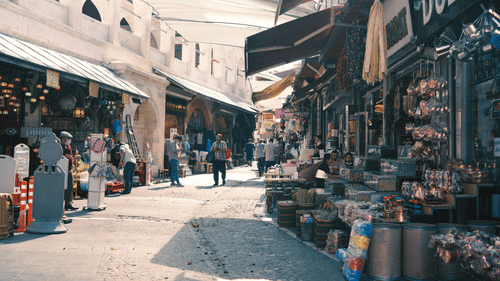 mall road in kasauli