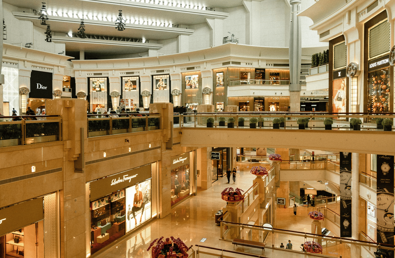 pexels-wendywei-4027948