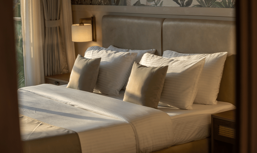 12.Deluxe Room