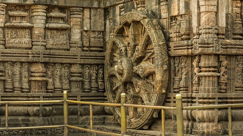 konark sun temple wheel made of sandstone during daytime