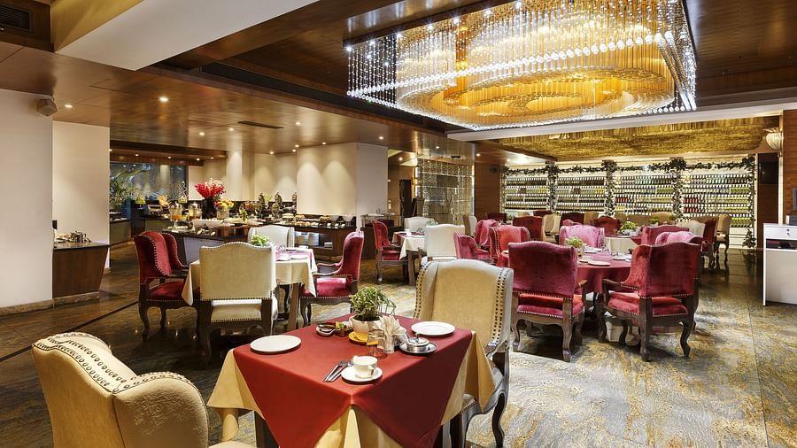 Golden Oak Restaurant Breakfast