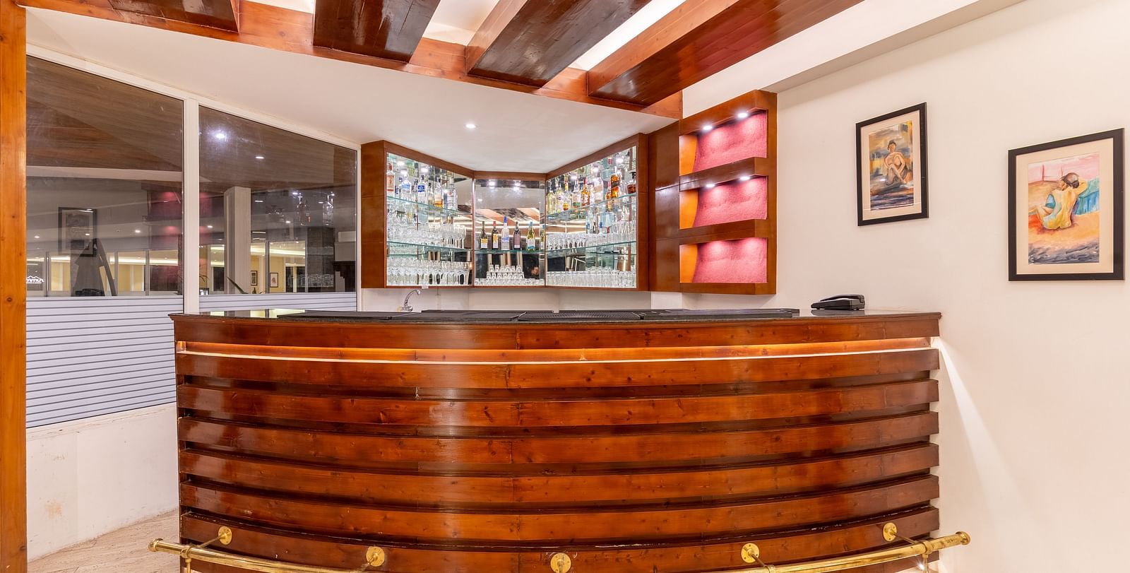 bar