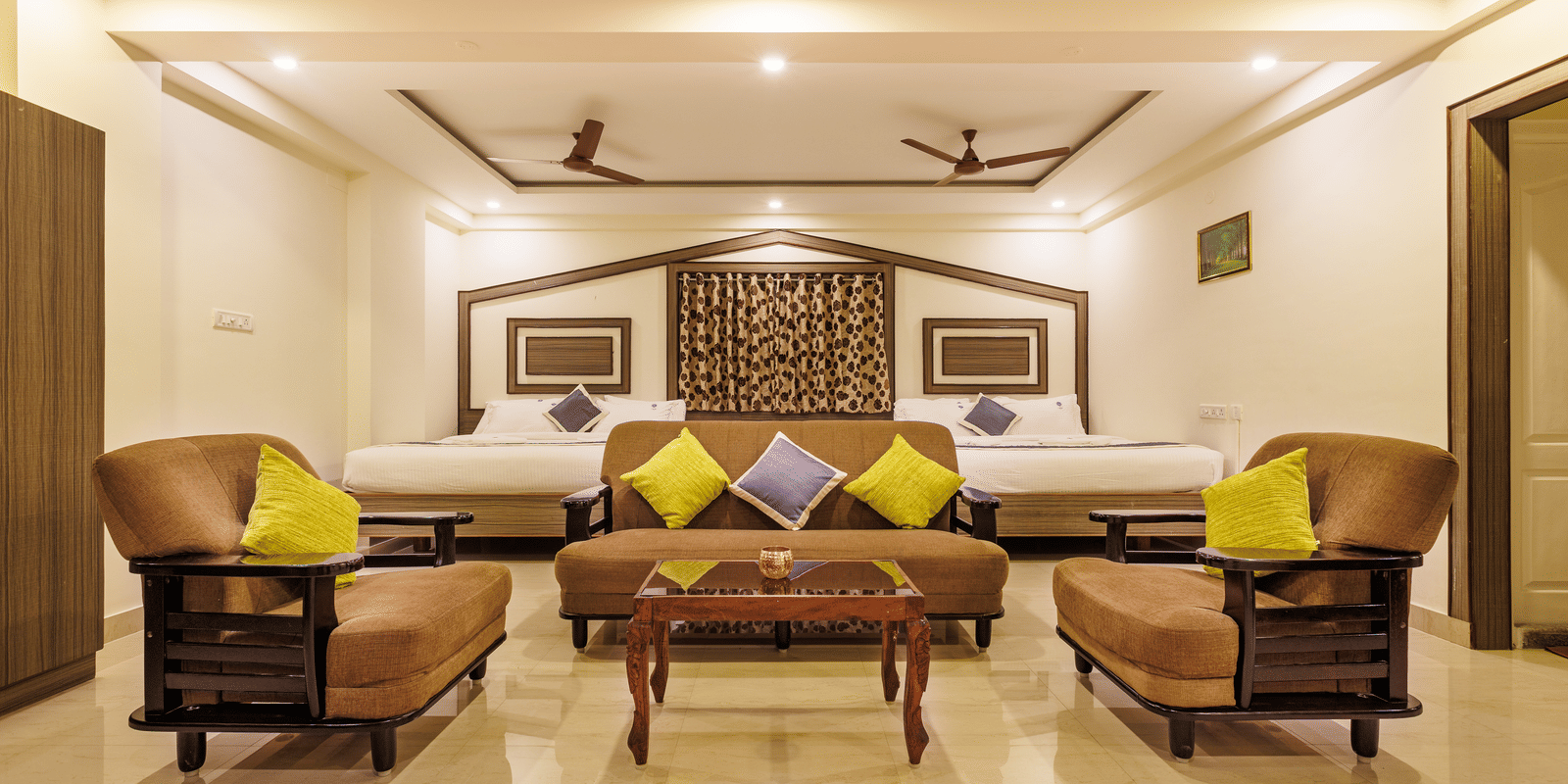 HCP Comfort Family Room -11