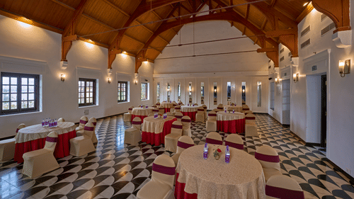 image of the vantage point at the old court house by abad, fort kochi