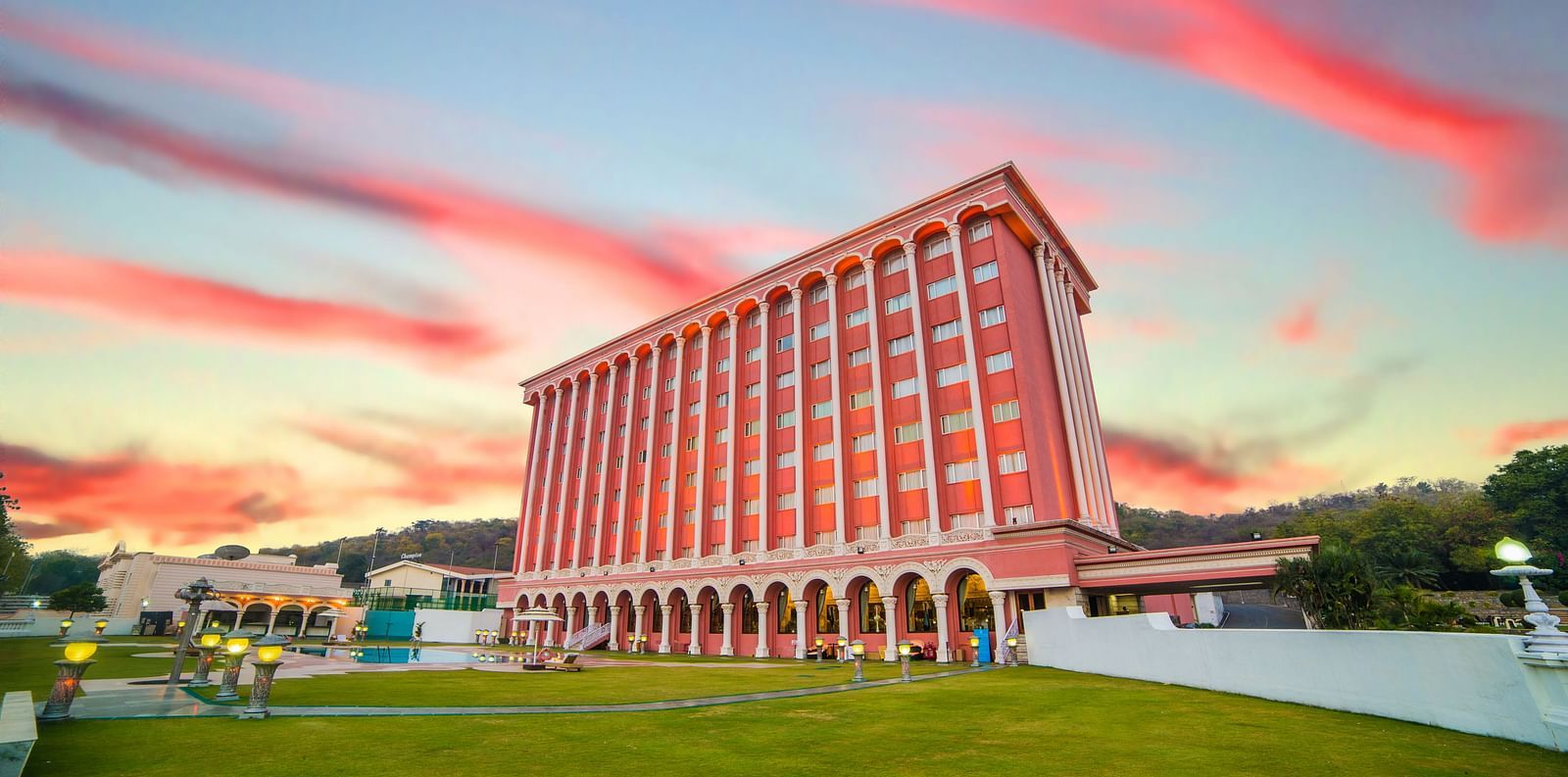 Best 4 star hotel in hyderabad - Sitara luxury hotel Ramoji film city