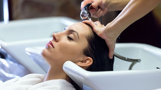 IOSIS Spa & Wellness | Salon service