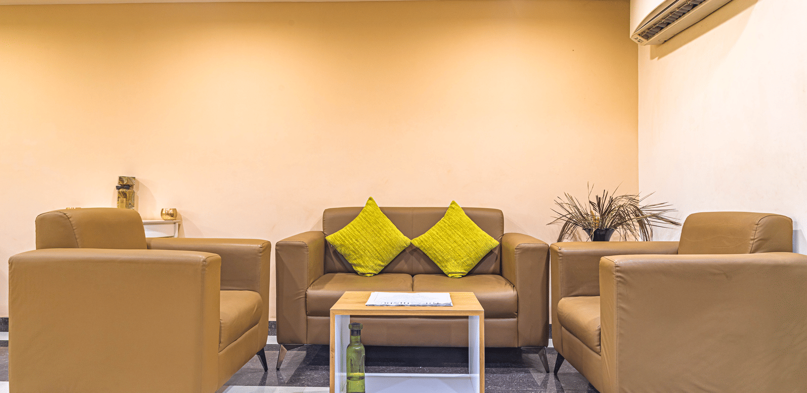 Lobby 1