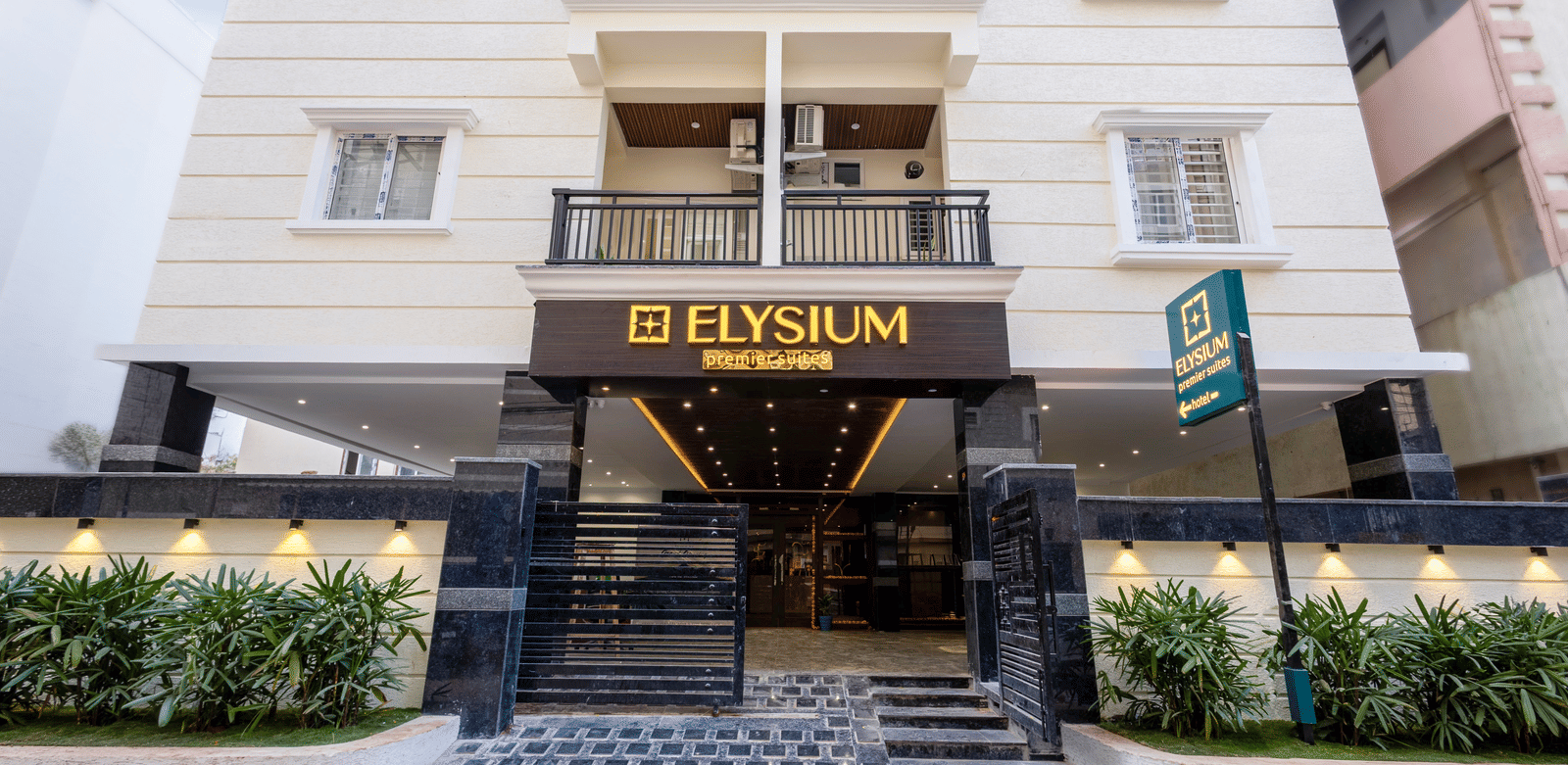 Best Hotels in Madhapur Hyderabad Near Hitech City | Luxury Studio Suites