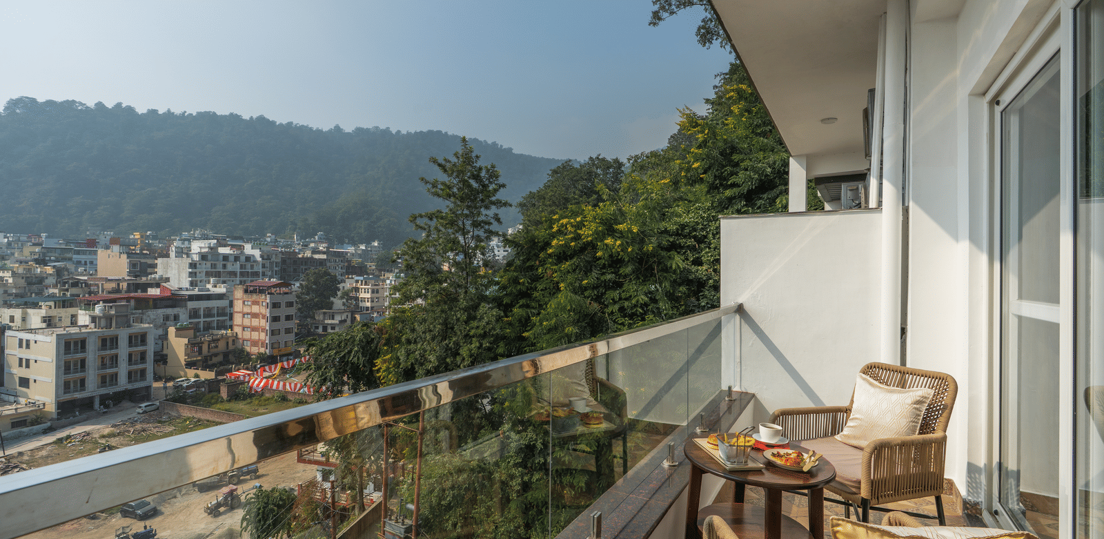 Perfectstayz Premium Pinaaki - Ganges View | Hotels in Rishikesh