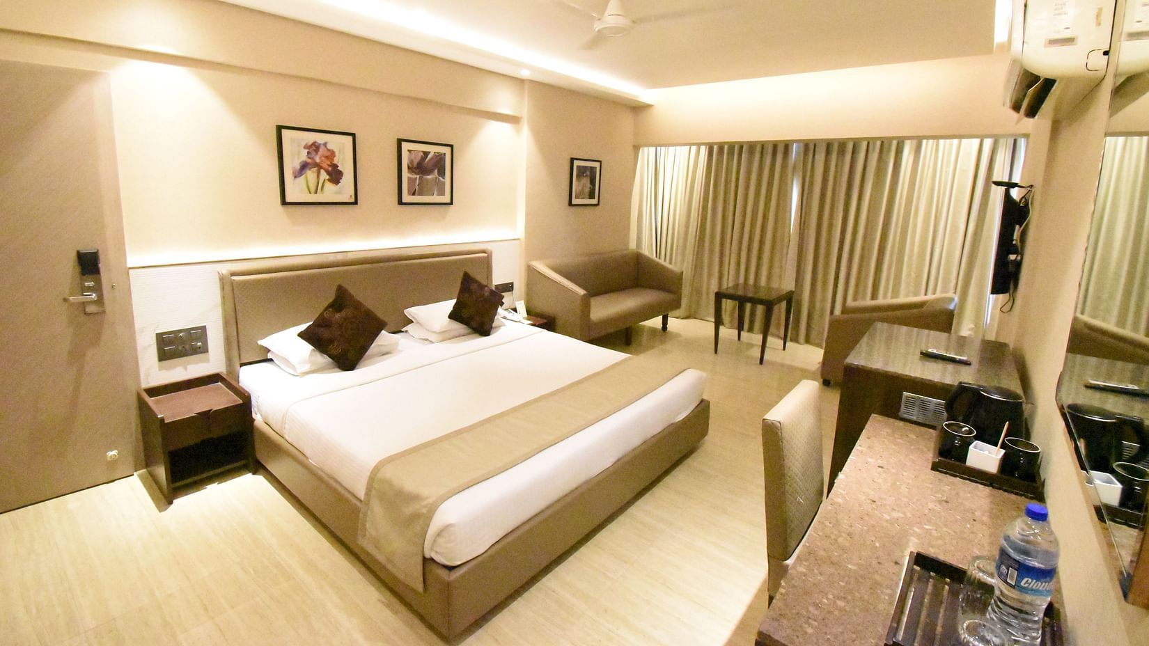 a double bed in one of our rooms near Mumbai Airport
