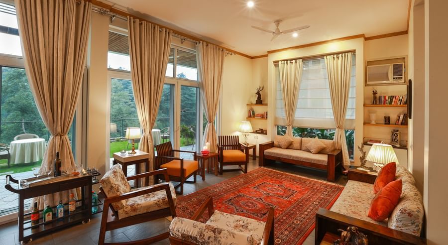 sitting room @ Lamrin Hotels & Resorts