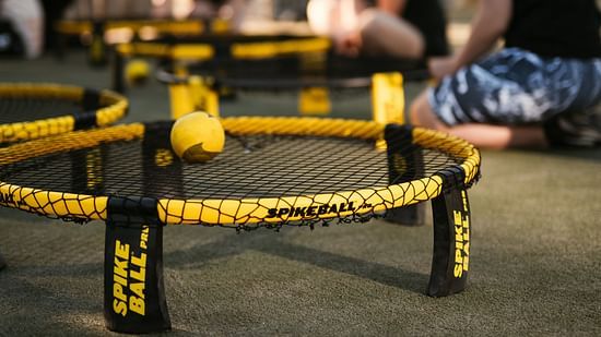 spikeball-kxEjm9s21bg-unsplash