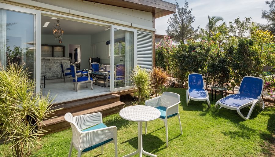 alt-text Bungalow view