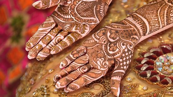 34 Mehendi B