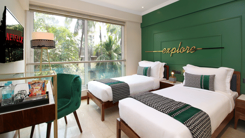 rooms with twin beds in bandra at theory9