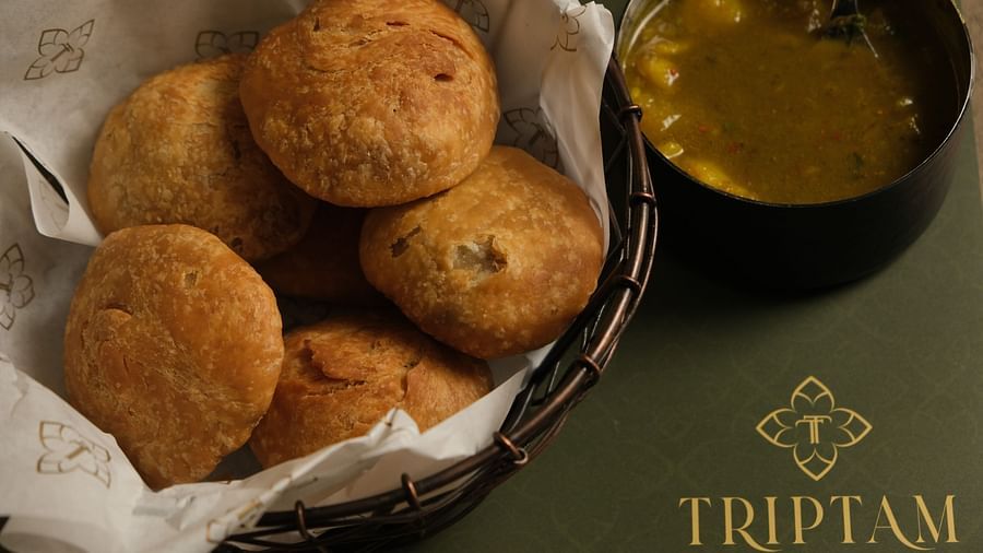 KACHORI ALOO (VRINDAVAN STREET FOOD)