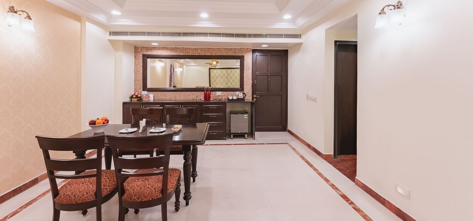 Deluxe Suite With Gazebo