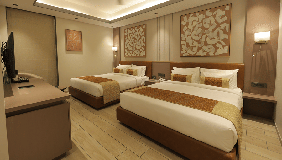family room (3)