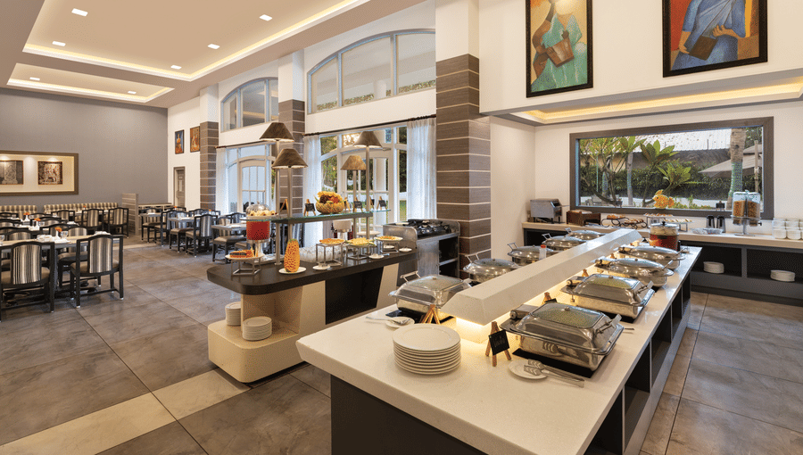 alt-text Thillana restaurant buffet set-up - Sangam Hotel, Thanjavur