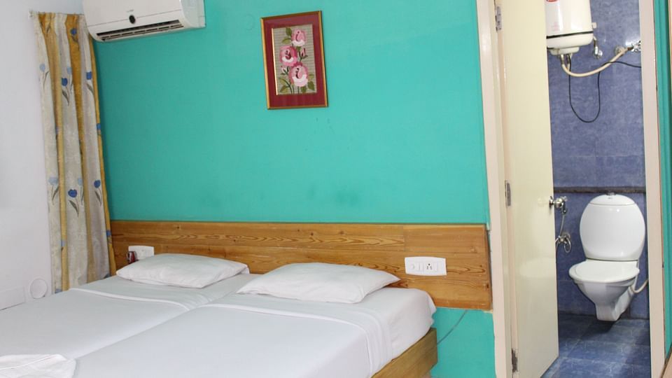 Golf Inn Executive Hotel, Bangalore Bangalore Executive Rooms 1 golf inn executive hotel near embassy golf links business park