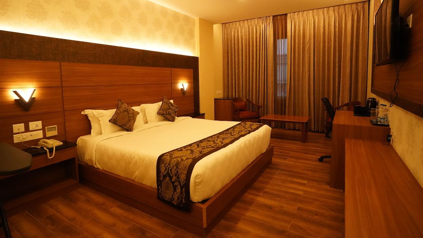 EXECUTIVE 1 - V Five Hotel