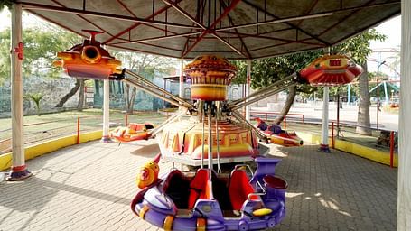 amusement park ride for kids