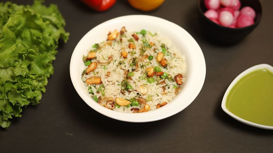 An image of poha served in a bowl at Five Elements Hotels North Avenue, Delhi restaurant