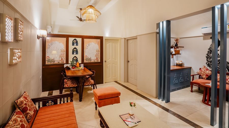 Shri Radha Brij Vasundhara Resort & Spa, Mathura Govardhan Living area