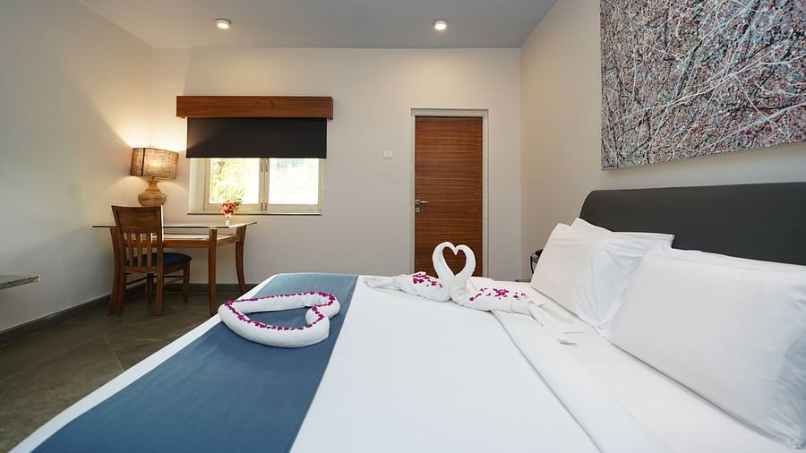 An image of a bedroom with king size bed - Argo By Trance, Goa