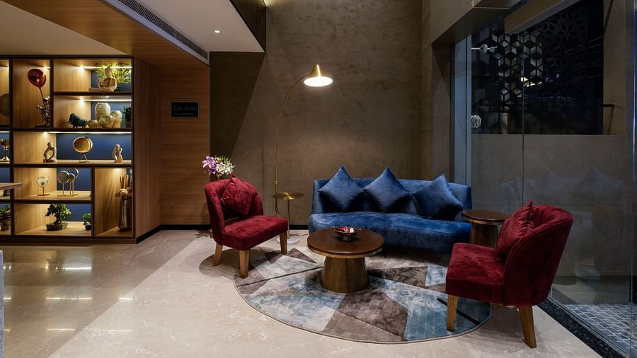 Lobby (2)