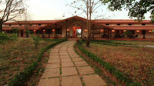 Main Entrance of Infinity Resorts Kanha
