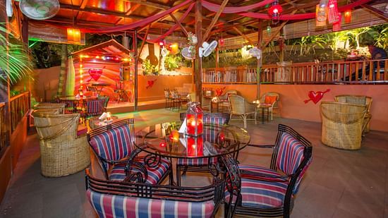 An overview of the Love Garden with seating arrangements - Hotel Shompen
