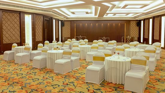 Jenneys jade 0031-Pano, Avinashi Road Hotels, Coimbatore Hotels, Banquet Halls in Coimbatore