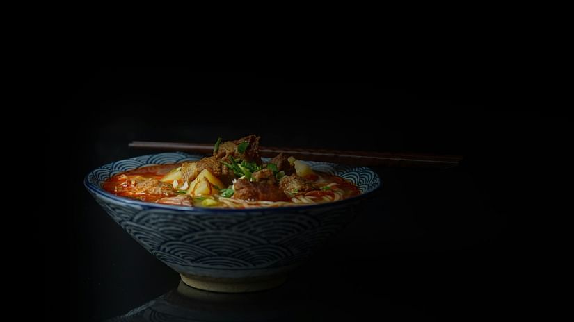 A image of Thukpa served in a bowl