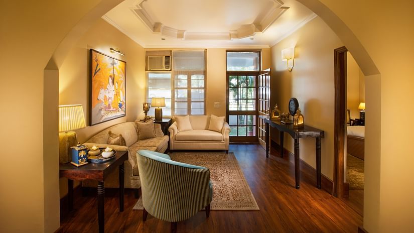 A view of the Living Room from the corridor 2 - Lamrin Boutique Cottages Rishikesh