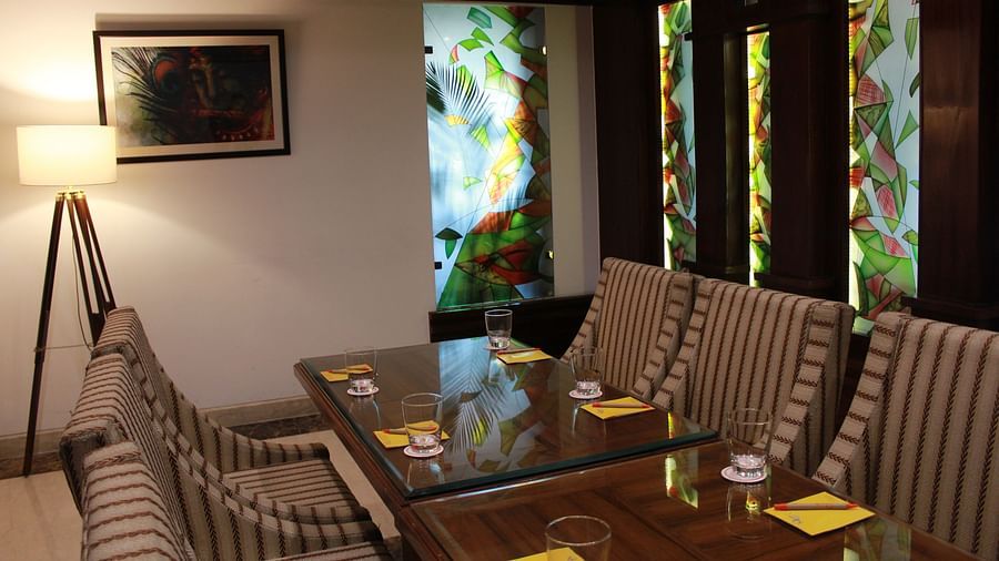 Hotel Saffron Leaf Dehradun