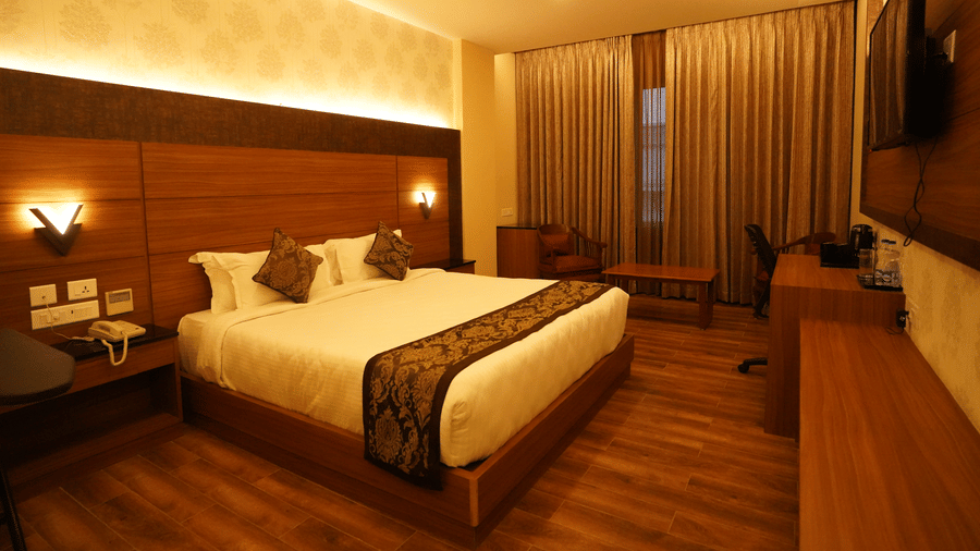 EXECUTIVE 1 - V Five Hotel