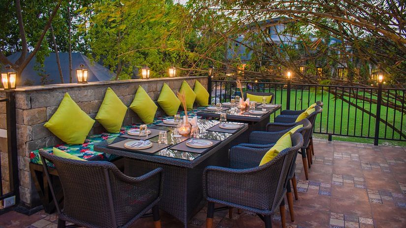 Jungle Grill - The Golden tusk, jim corbett