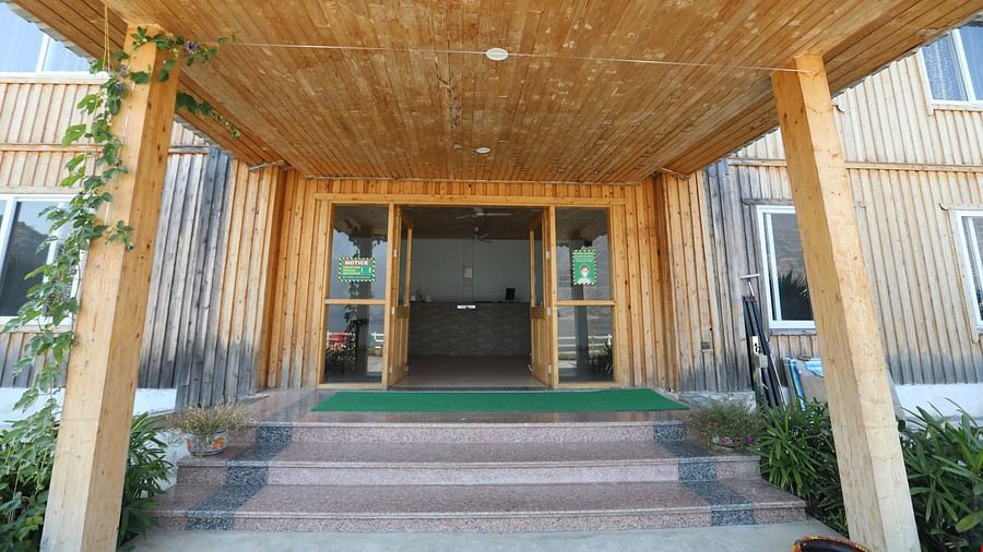 Entrance 2