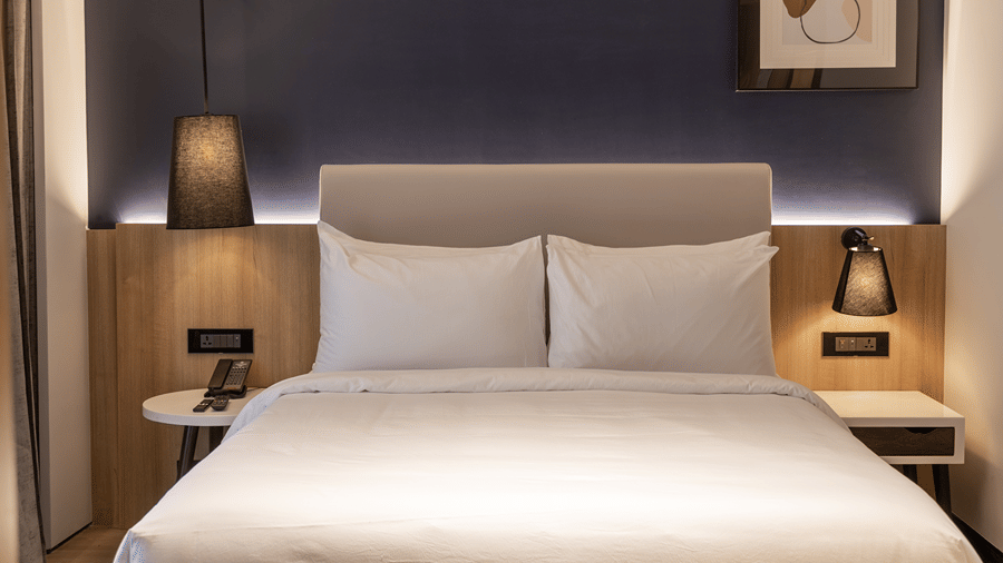 Standard Rooms near Rock Beach | Sands Point Hotel