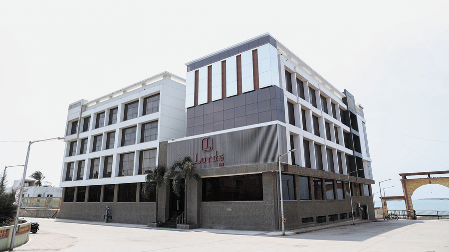 Lords Inn Porbandar Facade