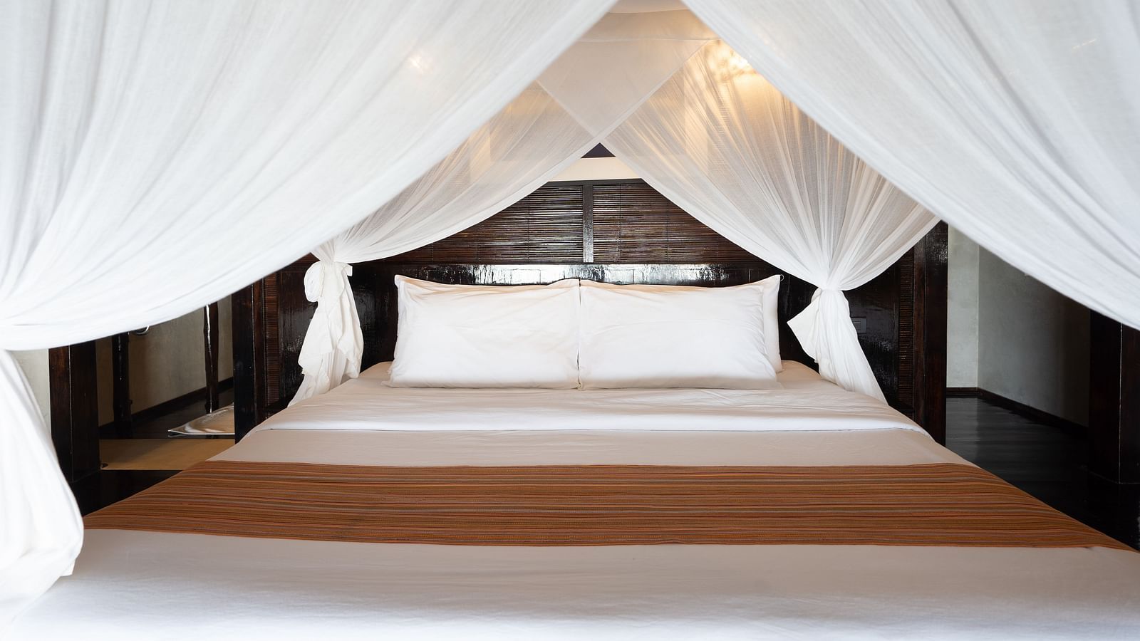 Deluxe Beach Villa 5